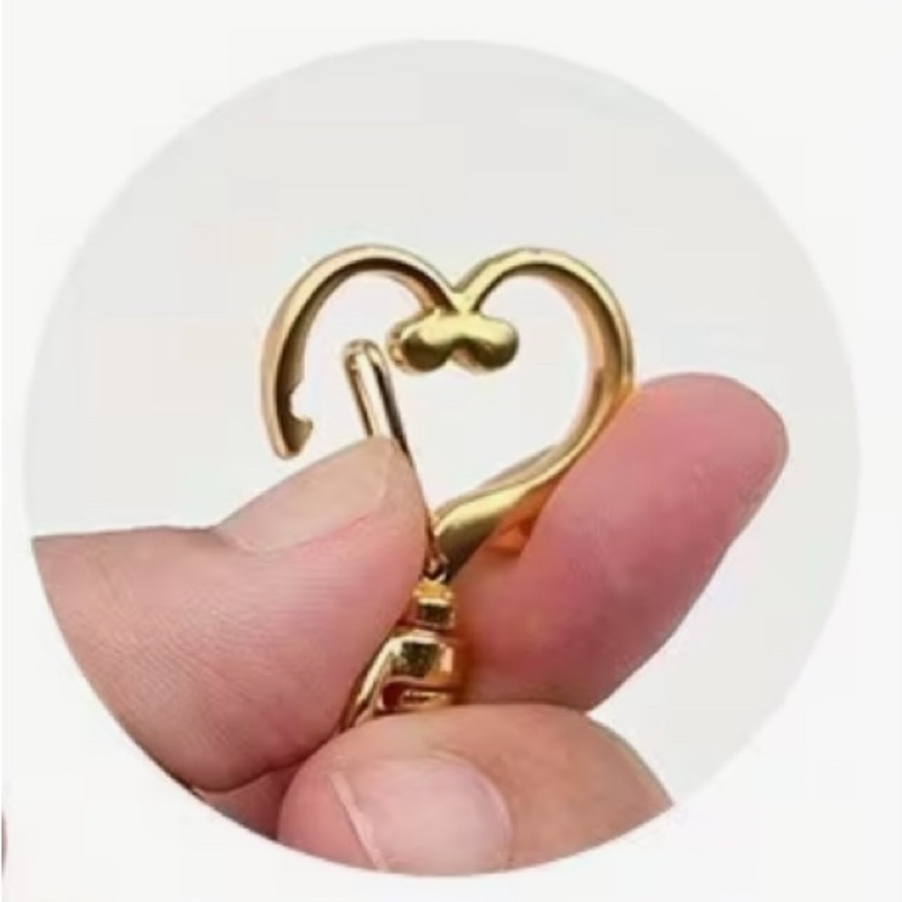 1-Gold Heart-shaped Lobster Clasp Key Ring